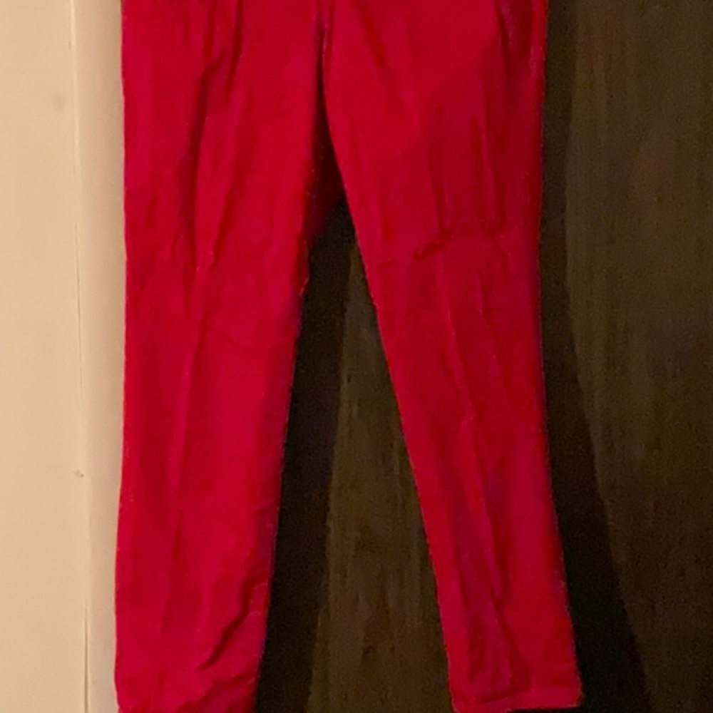 Red pants - Picture 2 of 3